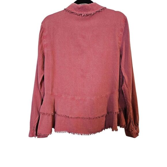 Cloth & Stone faded red button down shirt with a raw hem. Size L. - Picture 3 of 5